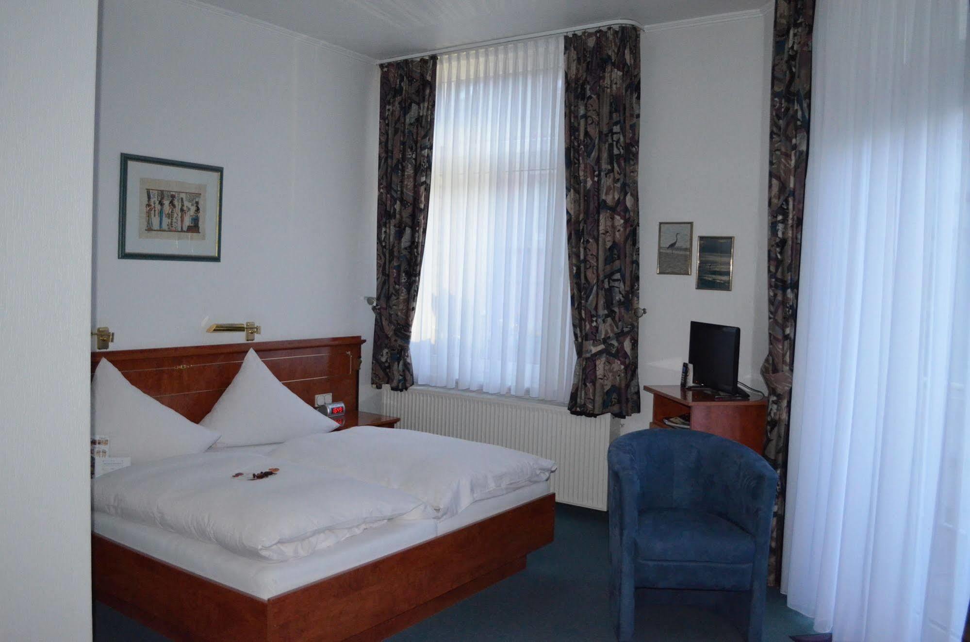 Hotel Garni Haus Hindenburg Königswinter Eksteriør billede