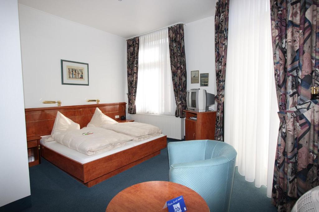 Hotel Garni Haus Hindenburg Königswinter Værelse billede